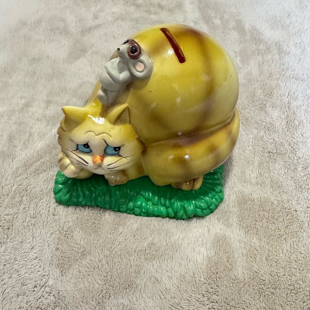 Vintage Cat & Mouse Bank